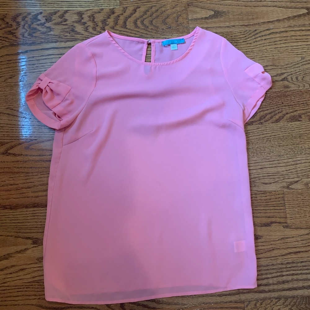 Pim + Larkin bow sleeve top